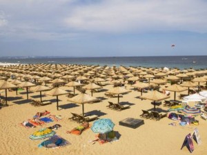 Колко струва сянката на плажа