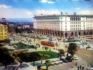 Спомени от соца: Кой пазаруваше от тайната ВИП стая в ЦУМ