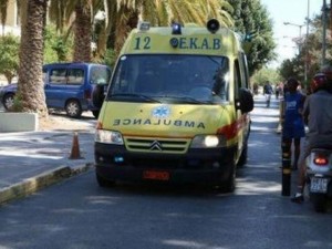 Отчаян пенсионер си преряза вените с джобно ножче 