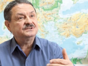 Климатолог №1 доц. Георги Рачев: Студ и през август, 35˚ в края на септември
 