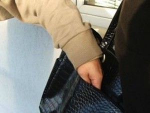 Крадла успива жертвите си с лексотан