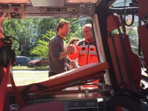 Орлин Павлов ранен в главата