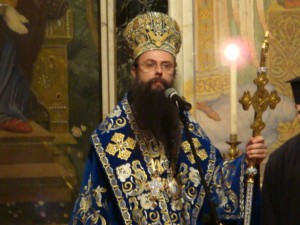 Дядо Николай остави черквата ни да рухне