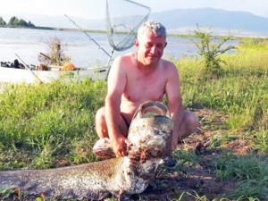 Доктор хвана 60-килограмов сом