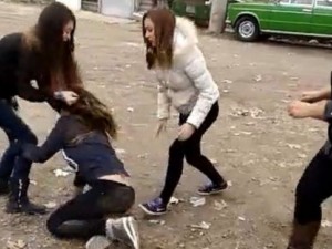 Родителите са за бой, а не децата им