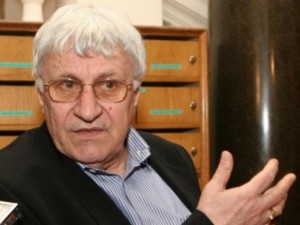 Проф. Андрей Пантев: Против НАТО съм, не ставам за вице
 
