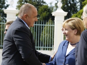 Тежка българофобия. Борисов успя и това е провал за грантаджии, хейтъри, либералки около "Капитал", офшорни олигарси...