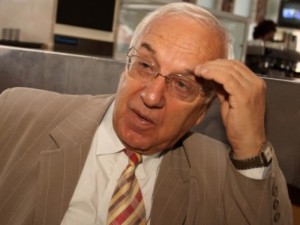 Проф. Христо Мермерски: Новата ми напитка качва мъжките мераци!
 