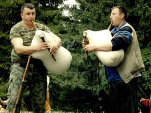 Свиренето на гайда може да ви коства живота