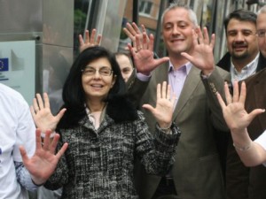 Наглеците Лукарски и Кунева обещаха гласа ми на Цецка
