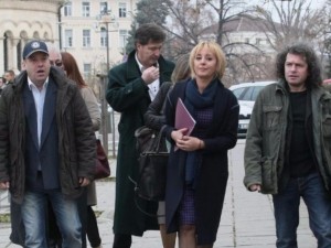 Мая Манолова яхна метлата на популизма