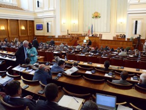 Да изметем паразитите от парламента!
 
