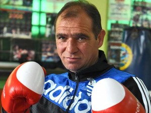 ЦСКА краде Сарафа с белезници