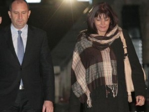 Булката на Радев - пълна отличничка от Английската в Бургас и фенка на тежкия рок