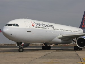Самолет не излетя заради 41 пияници
 
