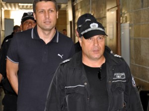 Реферът Момчил Врайков ще лежи година и половина