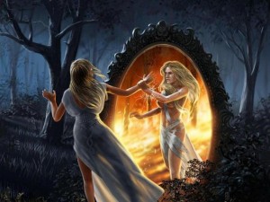 Зловещо! Пазете се от огледалата нощем
 