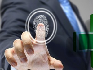 С пръстов отпечатък и при джипито?
 