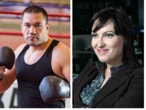Кобрата нокаутира Ани Цолова: Като започне мача, ела в ъгъла за интервю!