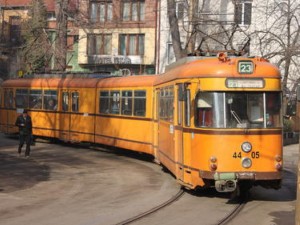 Фандъкова качи билета, а в трамвая няма парно