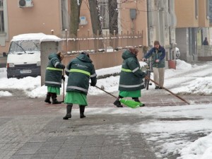 Идиоти ринат пясък върху колите
 
