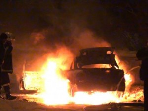 Запалиха колата на авер на Митьо Очите