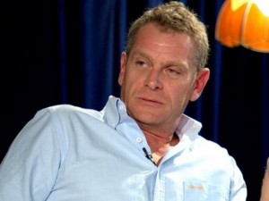 Юлиан Вергов наби крадец на коли
 