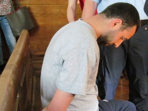 25 години затвор за изверга, клал жена си
 