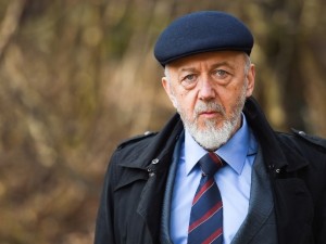 Д-р Генадиев върти любов с 43 години по-млада 
 