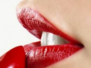 Само за жени! Ето най-използваните вредни козметични продукти