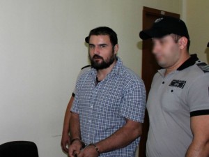 Страшилището Горан се гаврел с надзирателите
 