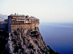 
Защо монасите от Атон никога не хващат рак! 7-те правила, които гонят болестта от тялото ви