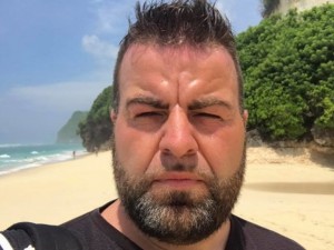 Покойният водещ Роро завещал 30 бона дългове на майка си след смъртта си