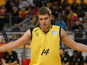 Везенков отново над всички