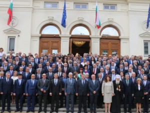 Депутатската заплата пада със 141 лева
 
