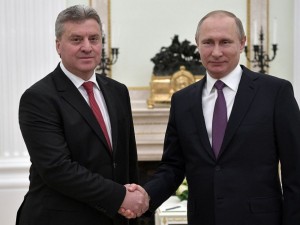 Путин обедини разделения български елит
 