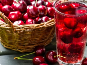 Пречистете черния дроб с череши
 