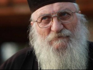 Заловиха апаш, крал от комуната на отец Иван
 