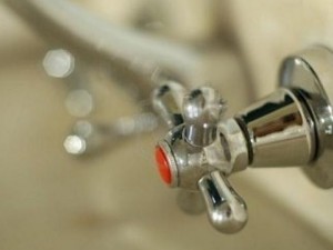 300 000 софиянци на студен душ до 19 май
 