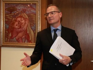 Лозан Панов да влезе в парламента, ако ще кове закони