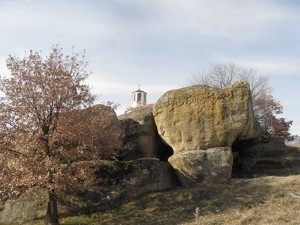 Чудо! Скално светилище в Югозапада лекува безплодие