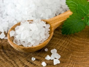Излекувайте шиповете с морска сол
 
