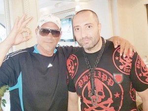 Митьо Очите се върна към нощния живот
 