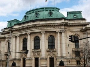 Преподавател в Софийския натискал студент за хомосексуална афера
 