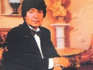 Вдигнете паметник на Емил Димитров на мястото на мавзолея