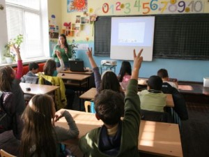 200 лв. пенсия за учител е срам
 