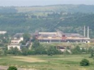 Плаче ми се, като гледам съсипания завод в Роман