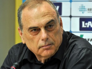 Аврам Грант поискал 25 000 евро заплата от „Левски”