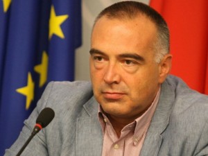 Др. Кутев, в БСП и богатството ли се предава по полов път?