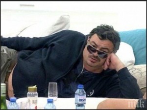 Ласкин взима 100 бона от "Фермата"